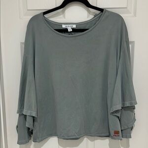 Peace Love World Top L